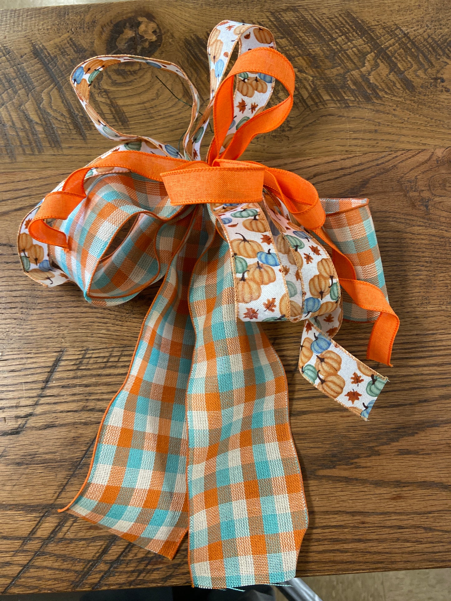 Fall bow