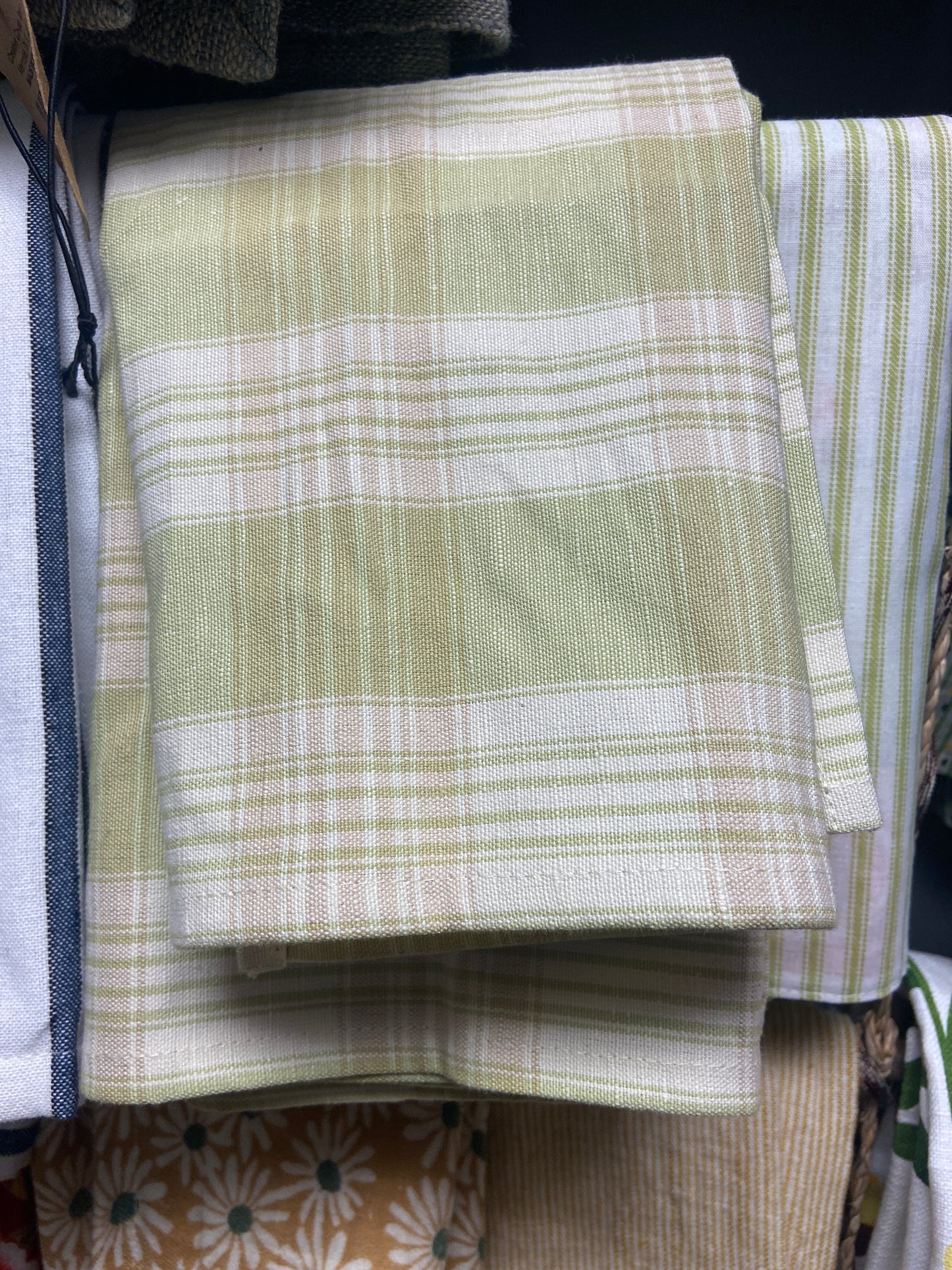 6 Exw90729-Phc Grapefruit Plaid Napkin