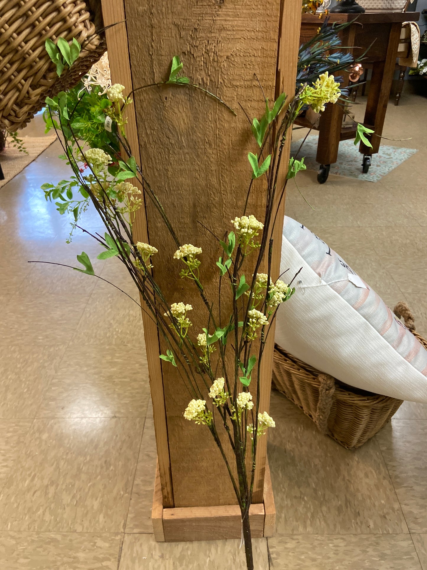 F1-5676 BL Twig Bry Bush Blue 42”