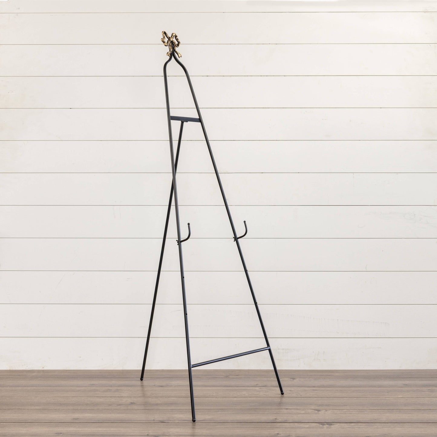 Standing Easel with Bow (25)