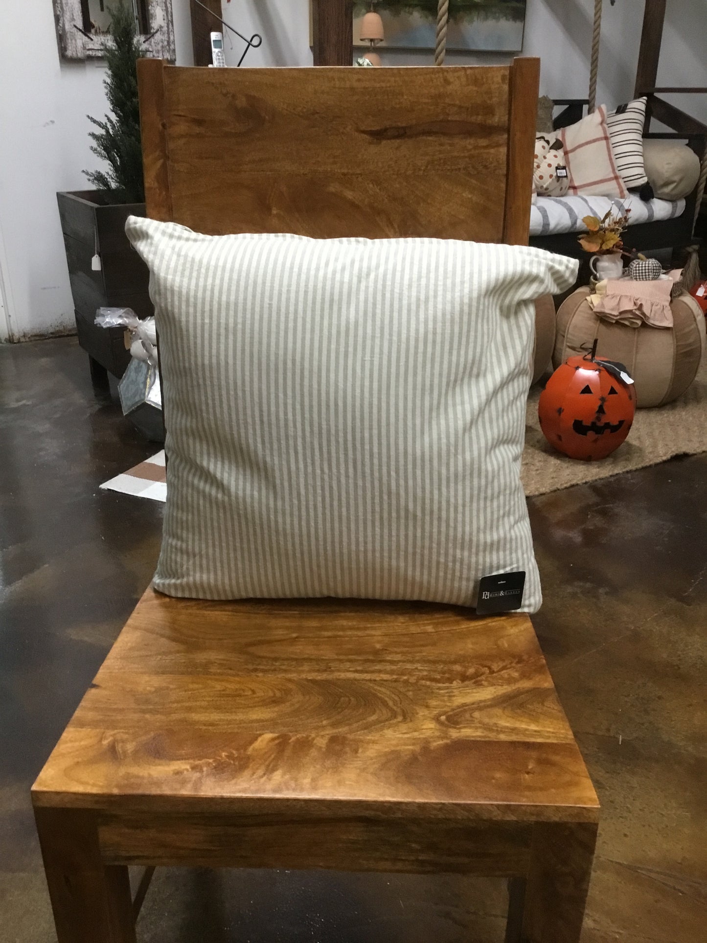 6 Pdcc025 18" Stripe Pillow