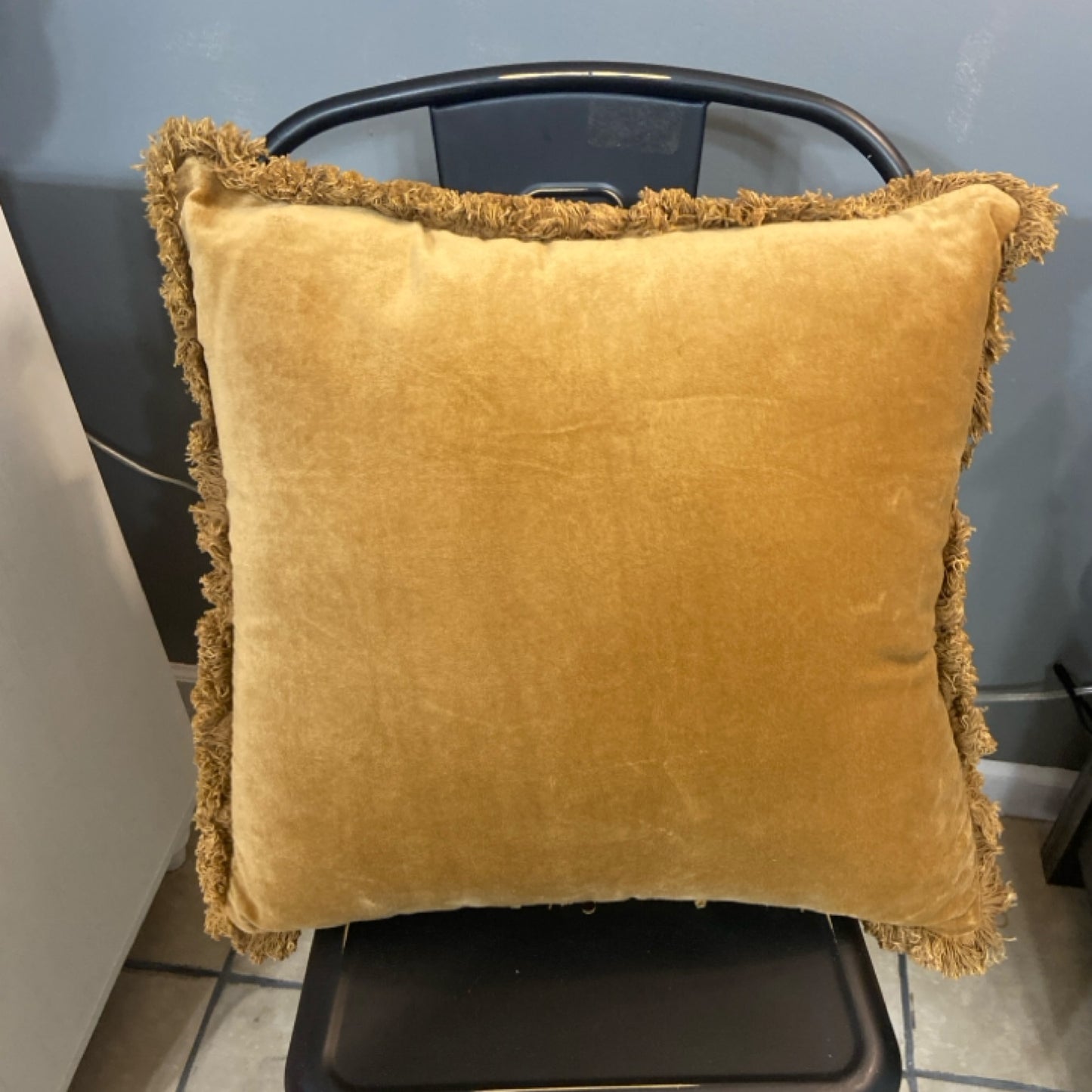 6 20" Square Soft Tan Pillow