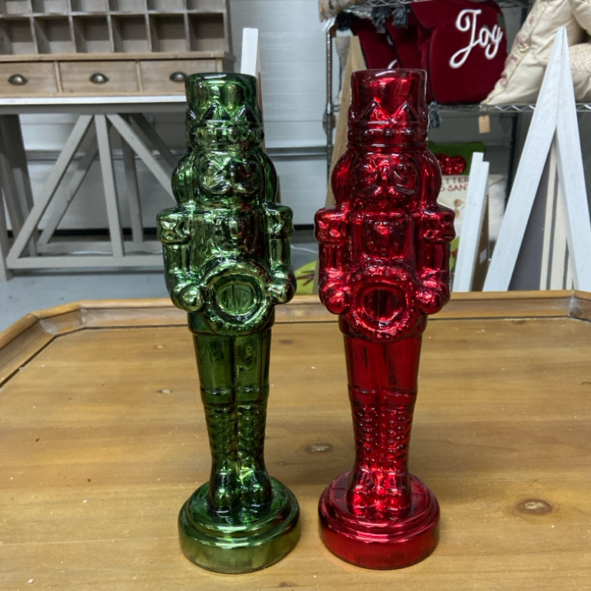 6 82371 Mercury Glass Finish Nutcracker Decor
