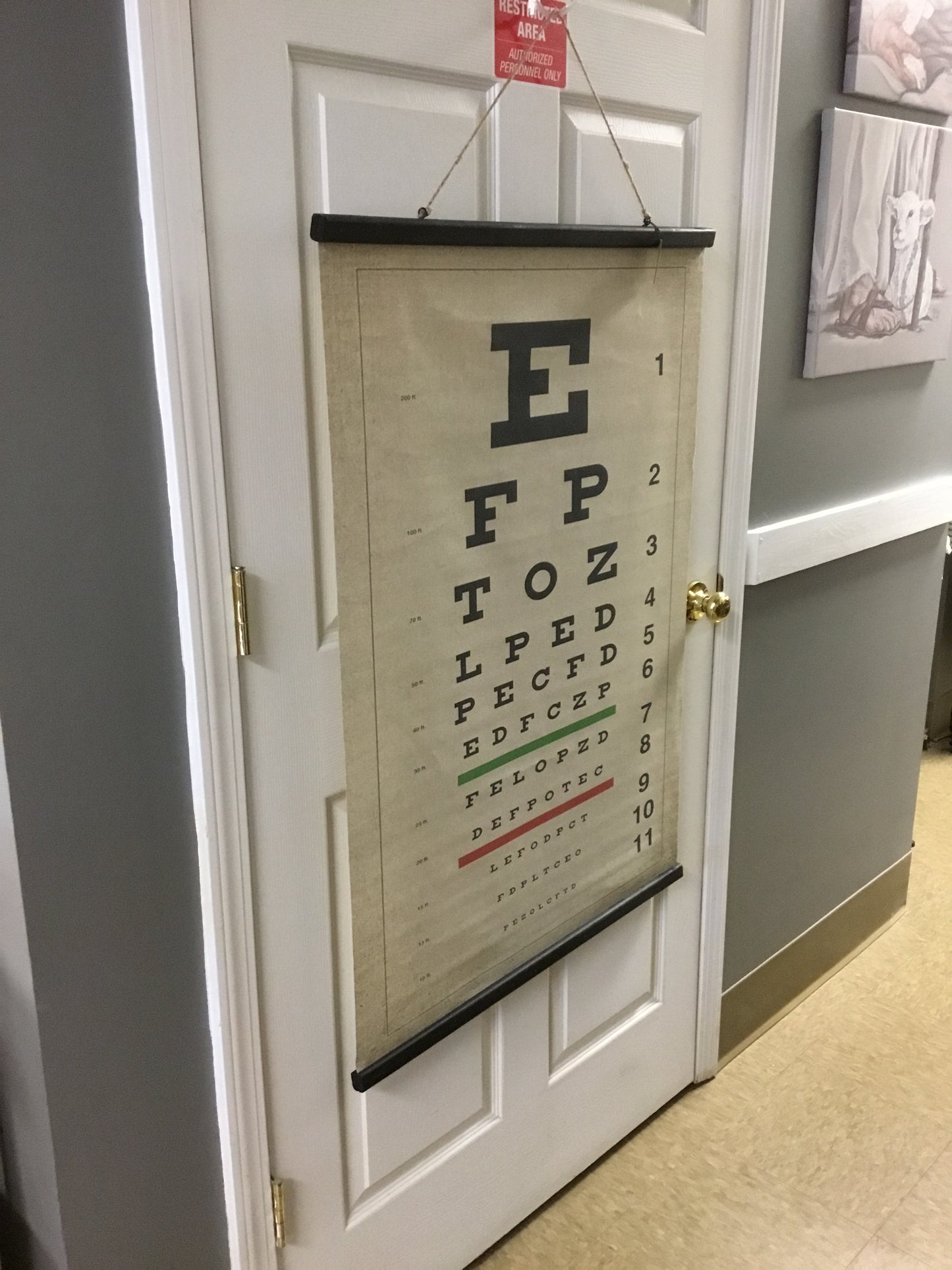 DF4185 Crea Co Wood Eye Chart Scroll