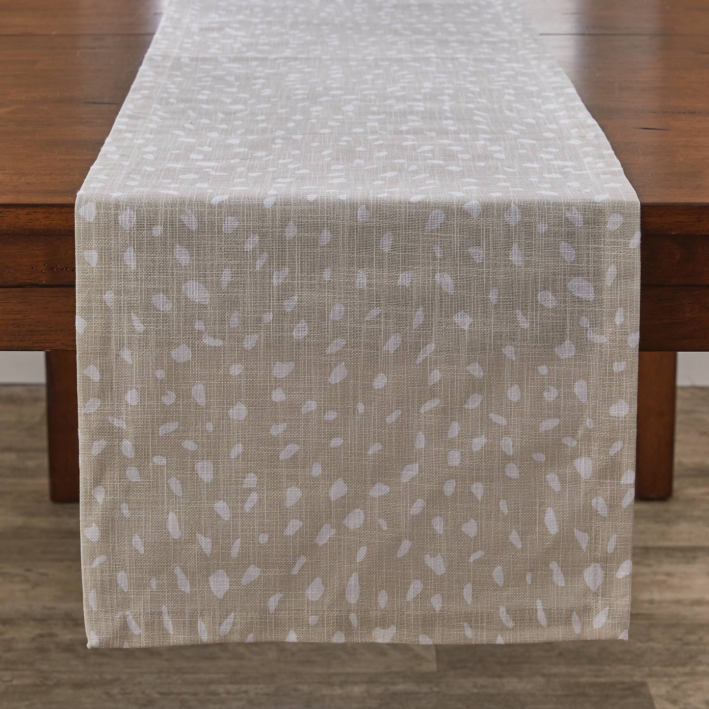 2695-135 Fawn Printed Table Runner 72"L
