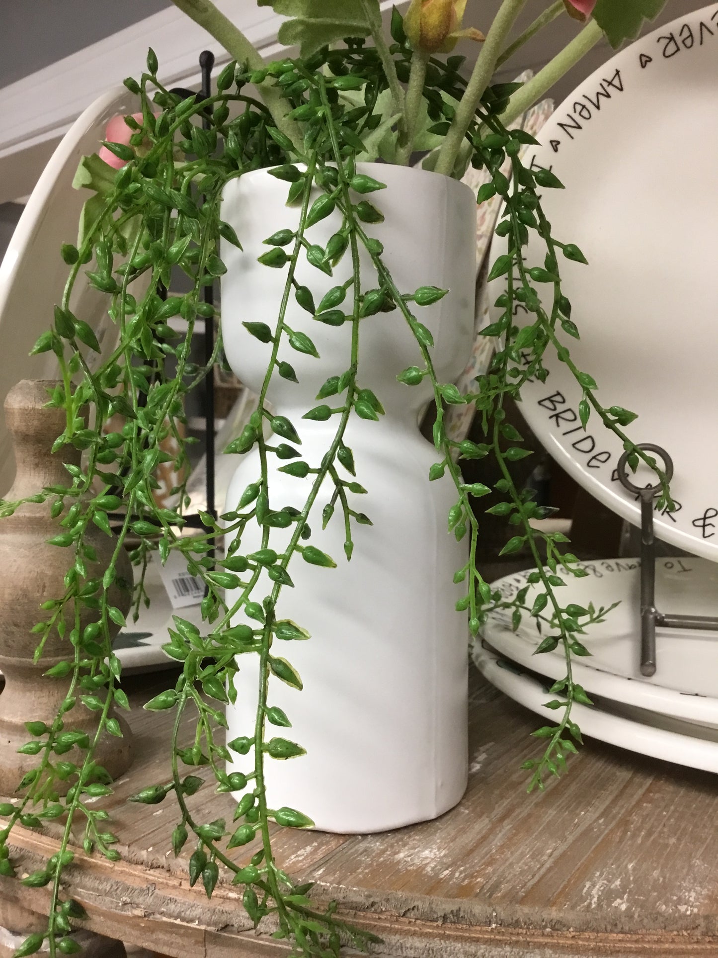White Bulb Vase K&K