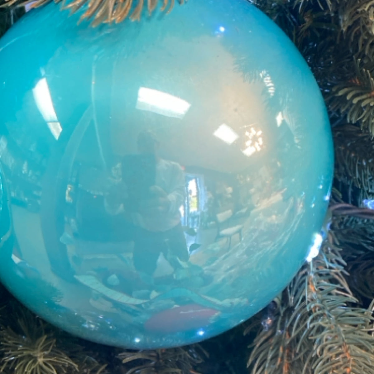 6 lite blue UV ornament xo072110ltbl