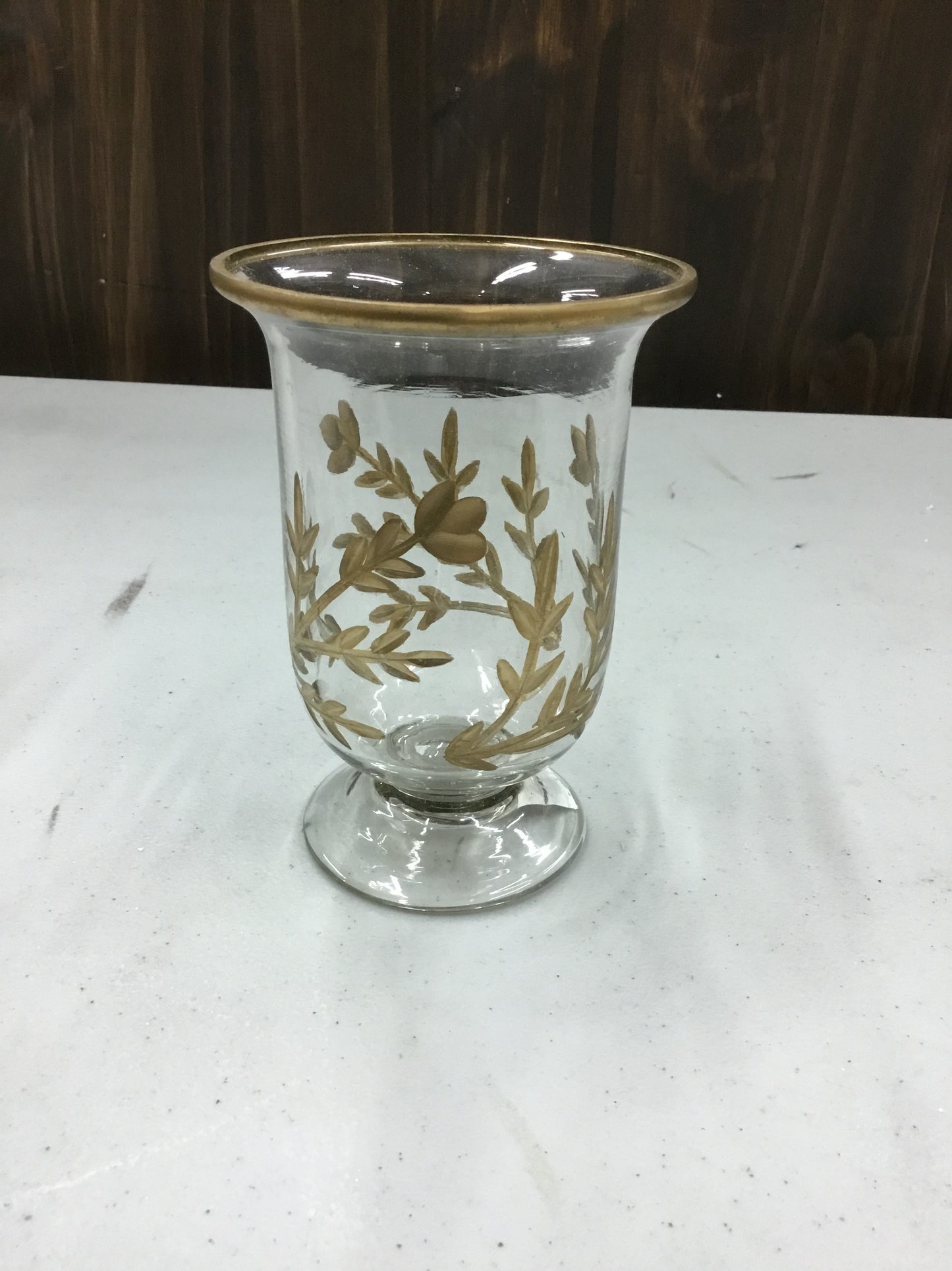 XCL00092-PHC Golden Leaf Footed Vase