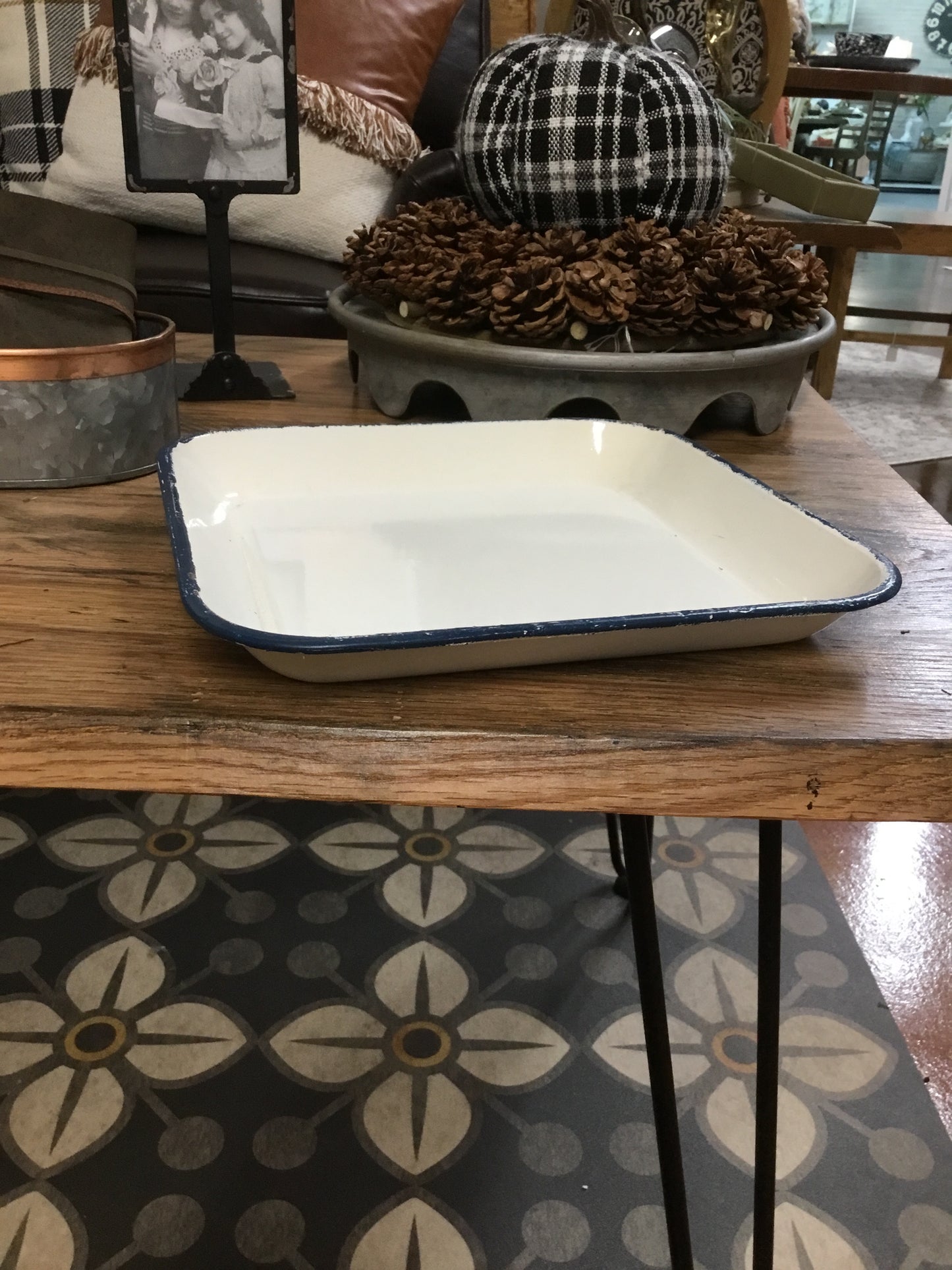 82926-Bidk Square Enamel Tray