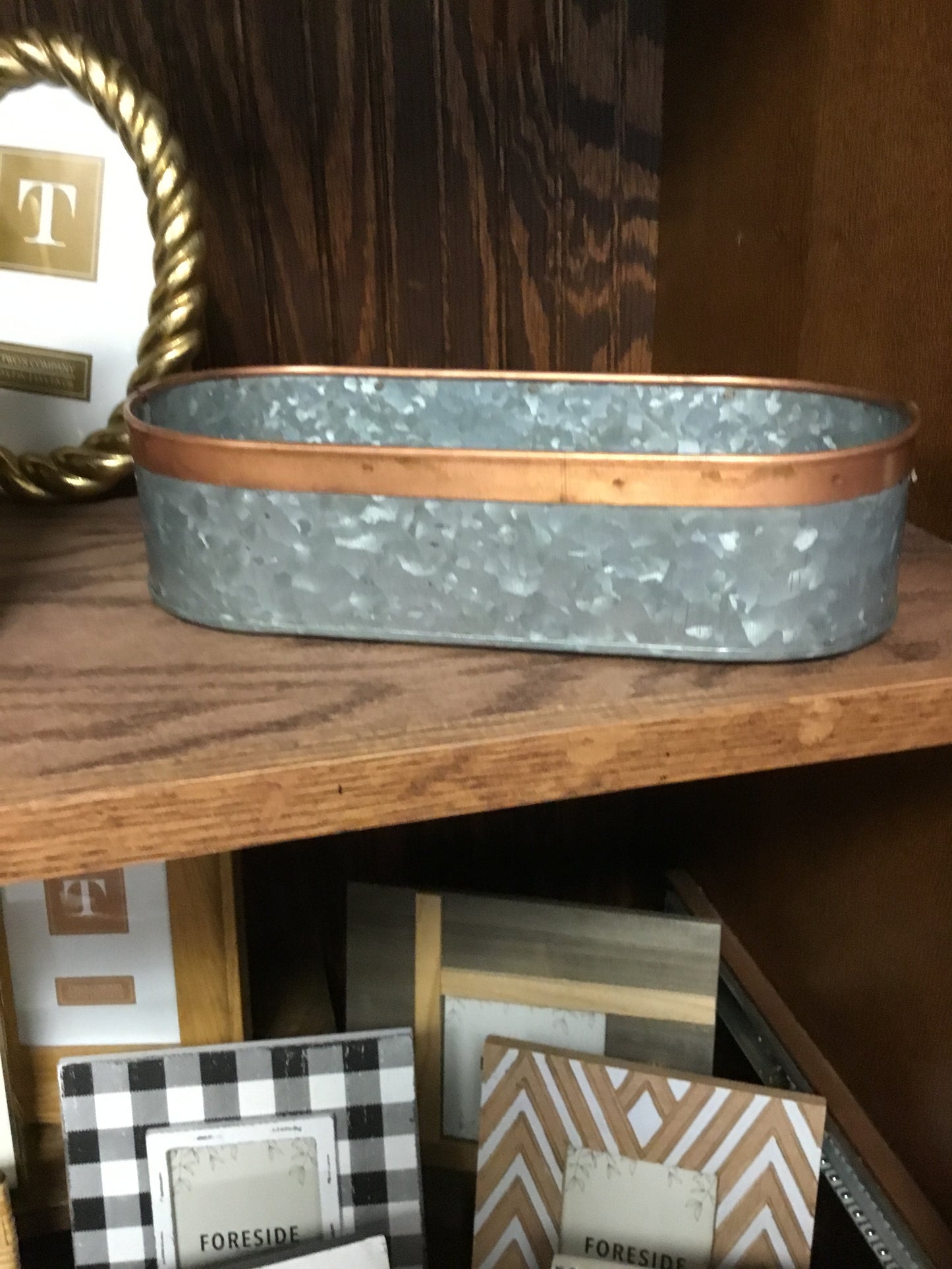 13604b-Bidk Medium Zinc Planter