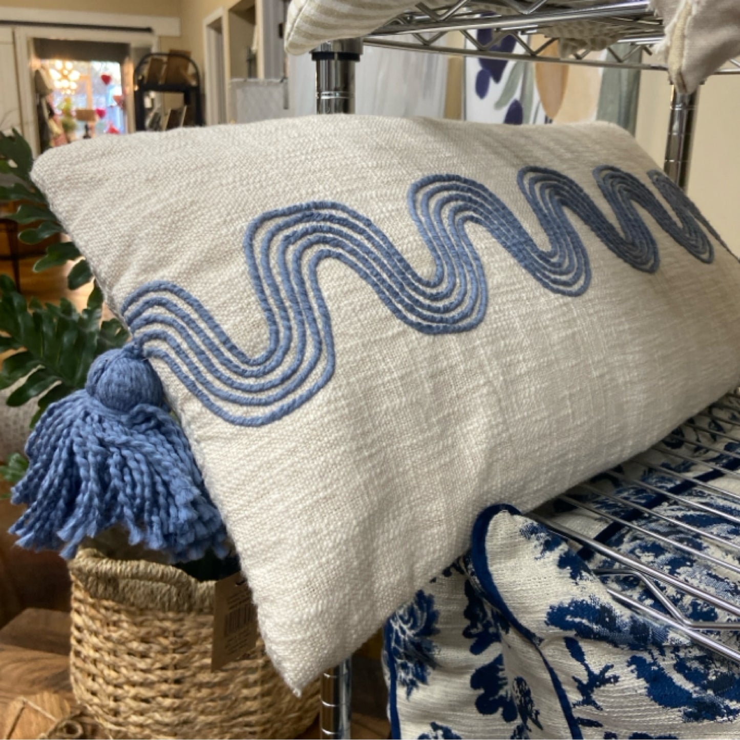 6 Df4527-Cc Cream Color Lumbar Pillow