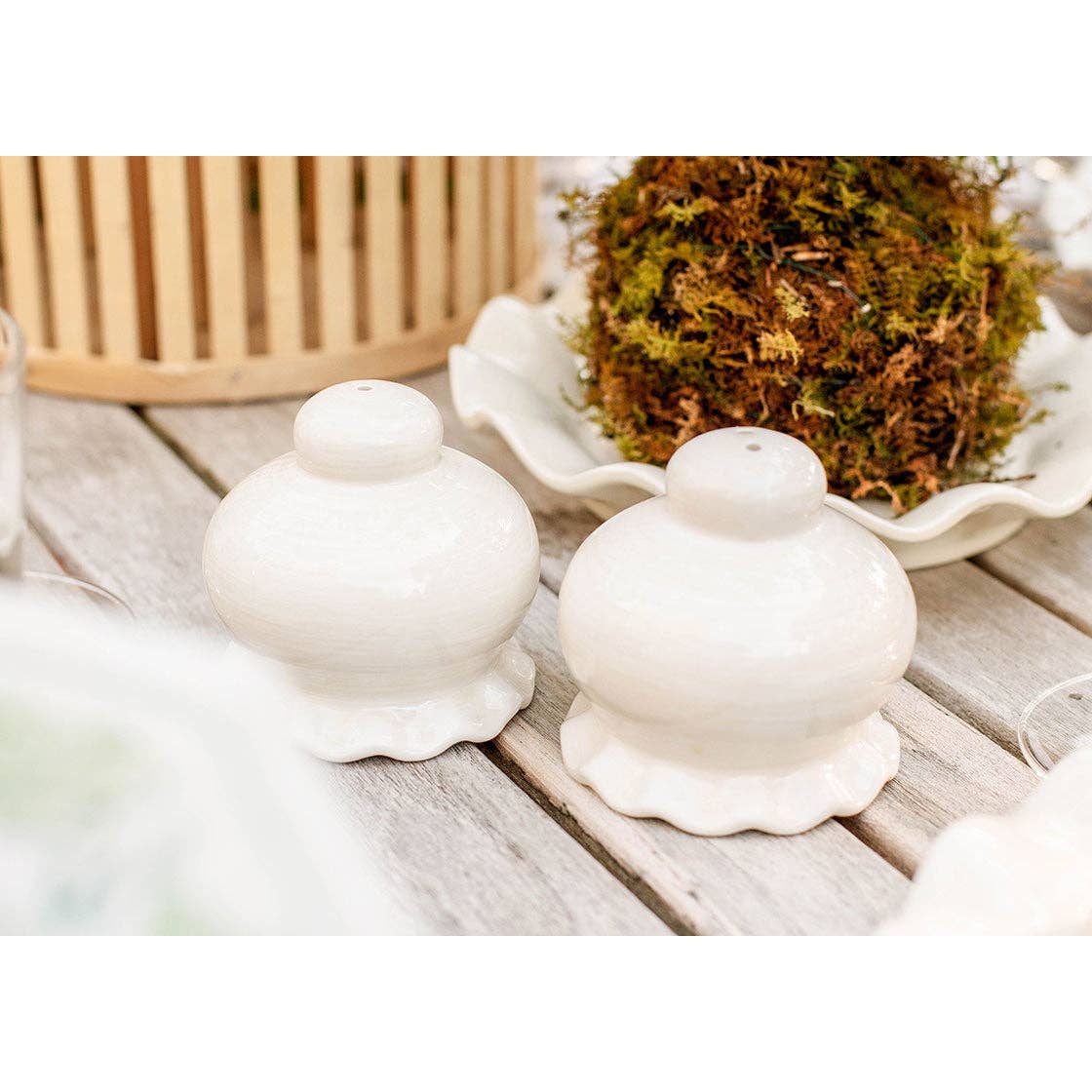 Signature Ruffle Salt and Pepper Set White