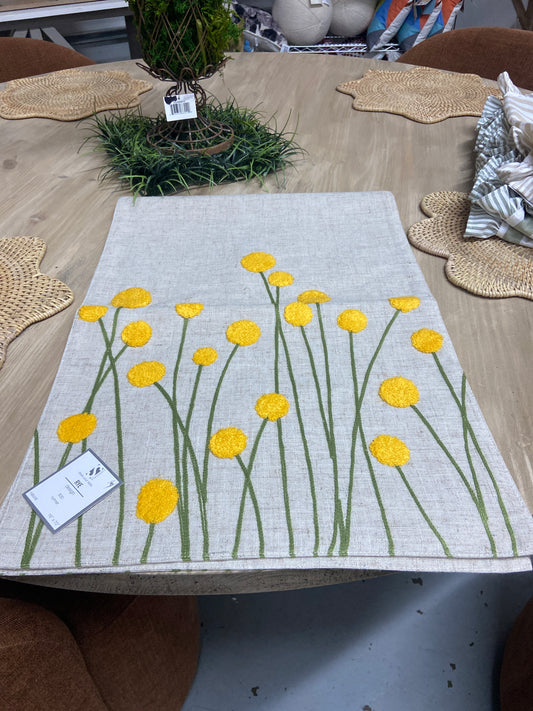 Embroidered Flowers Runner Natural