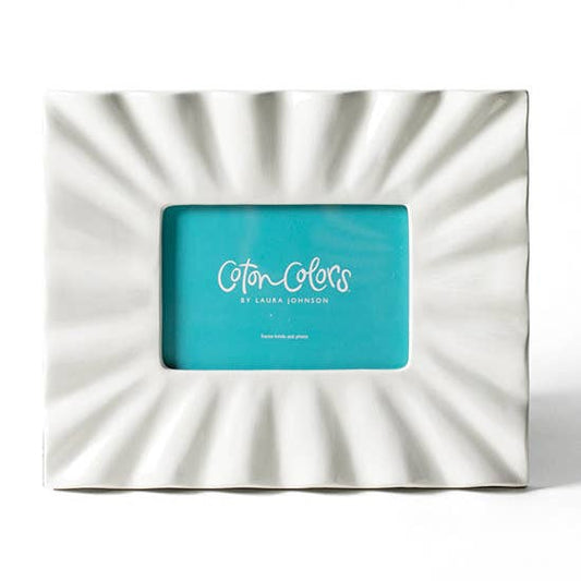 Signature Ruffle Frame White