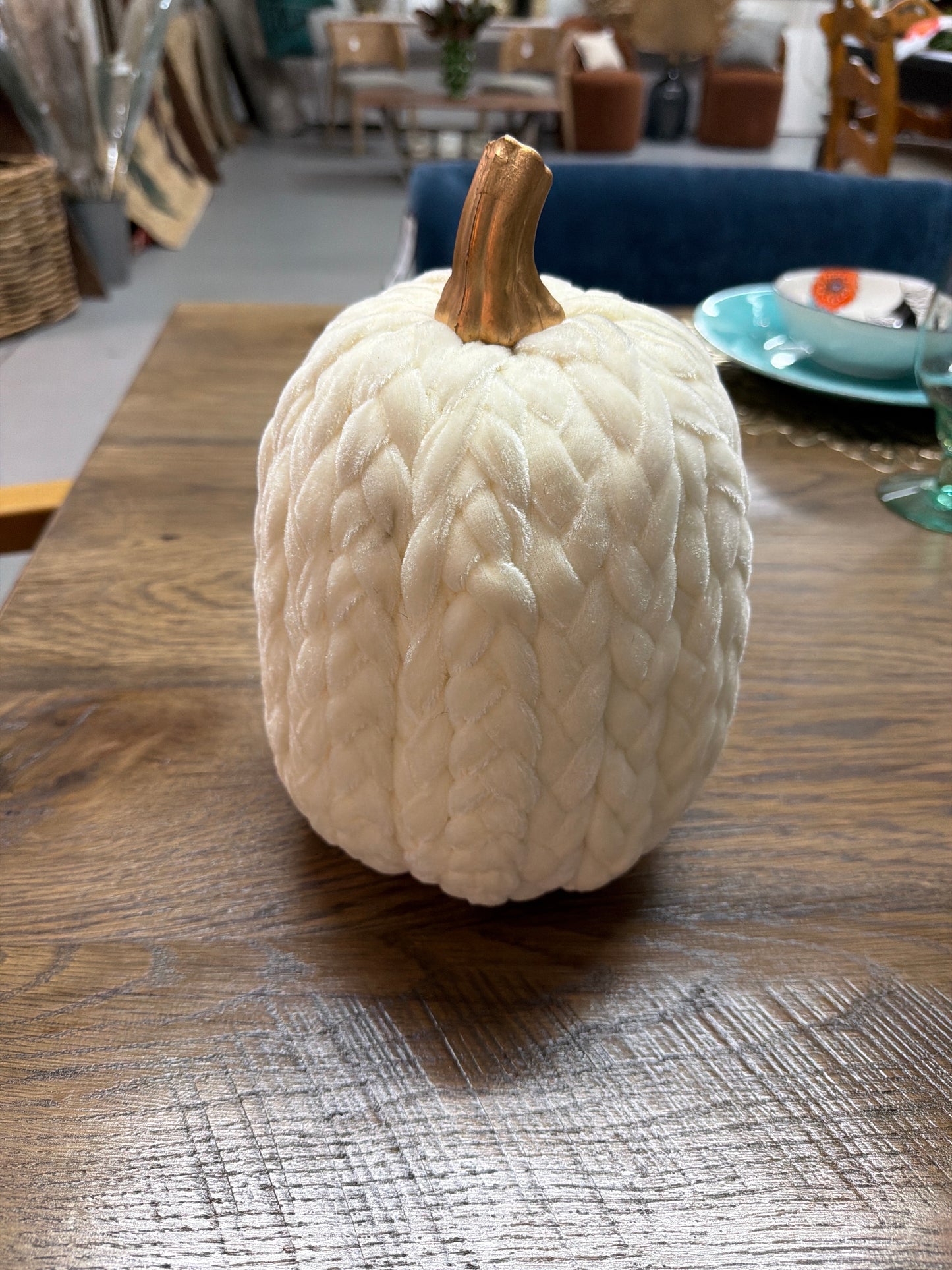 42332C-WH 9.75" White Braided Pumpkin KK