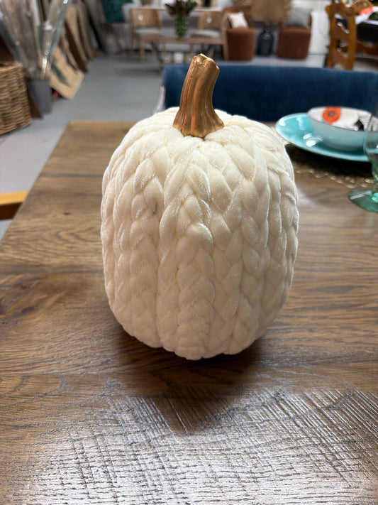 42332C-WH 9.75" White Braided Pumpkin KK