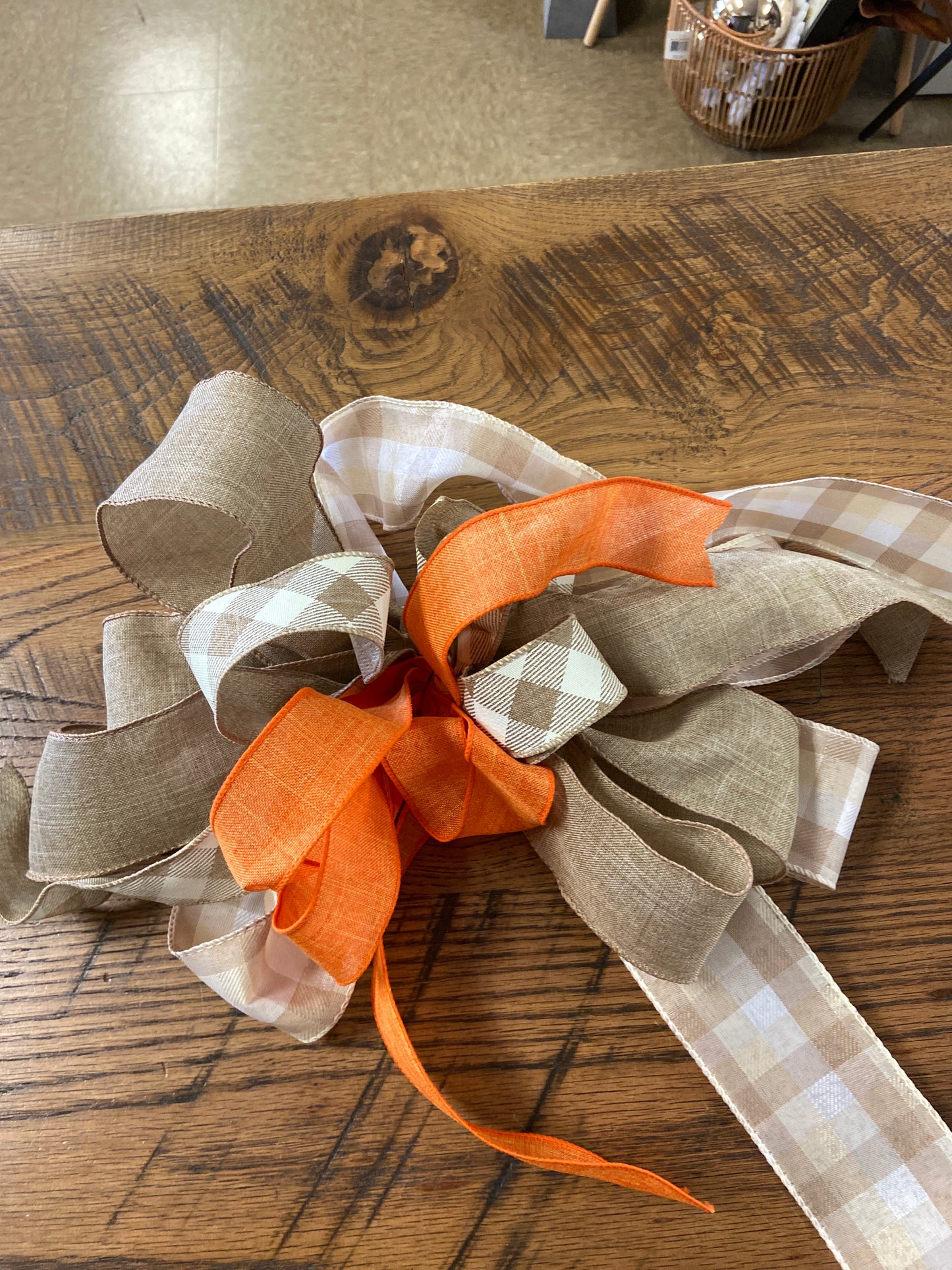 Fall bow