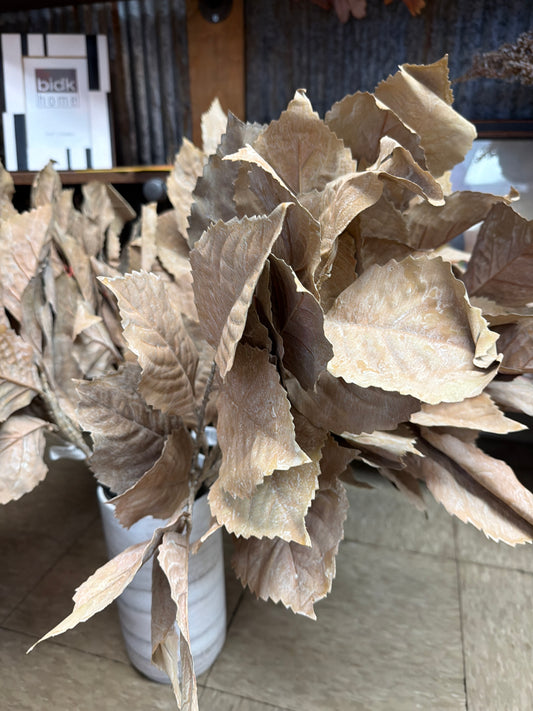 28" Hydrangea Beige