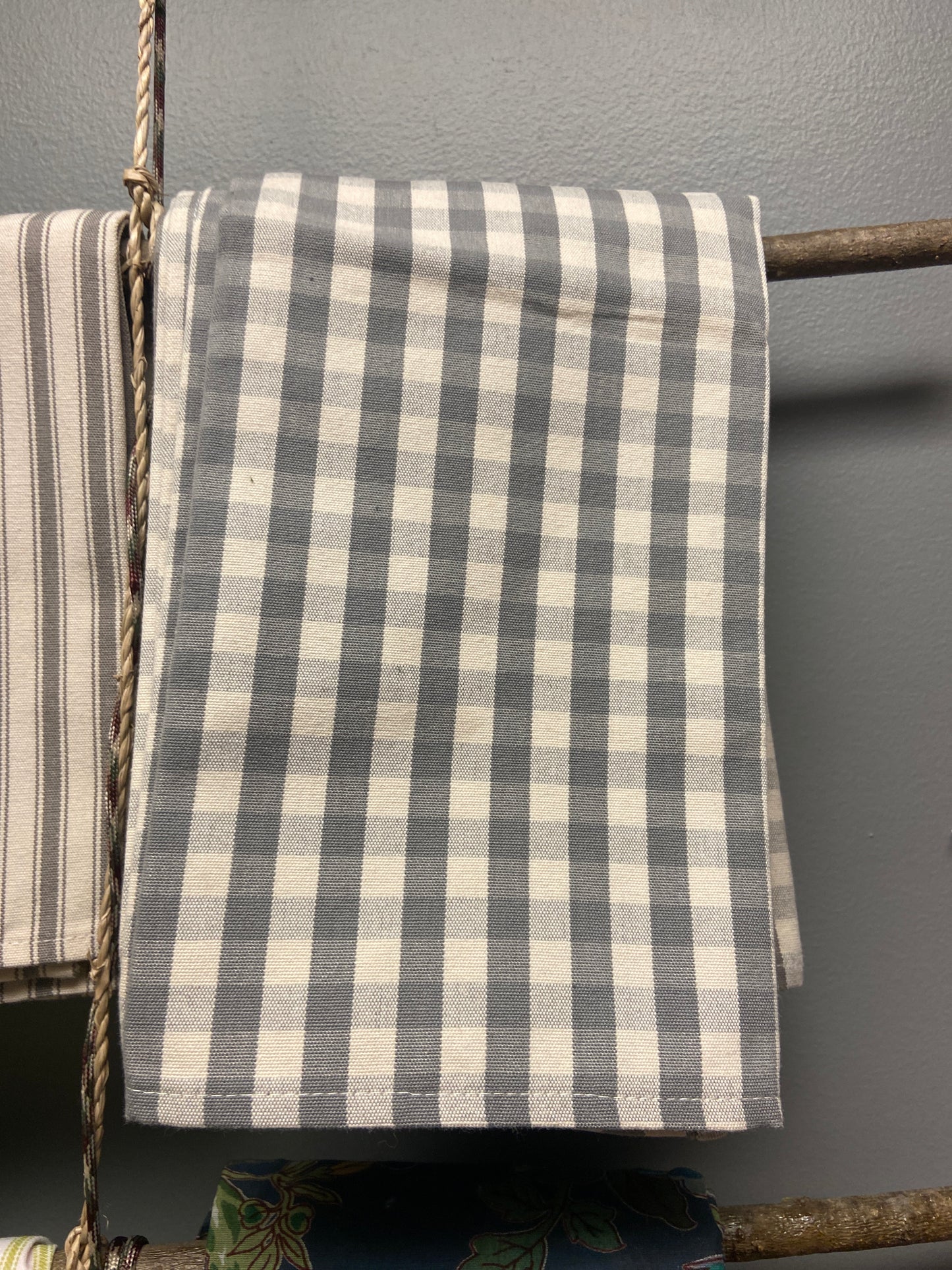 6 EXW90734 Taupe Gingham Napkin