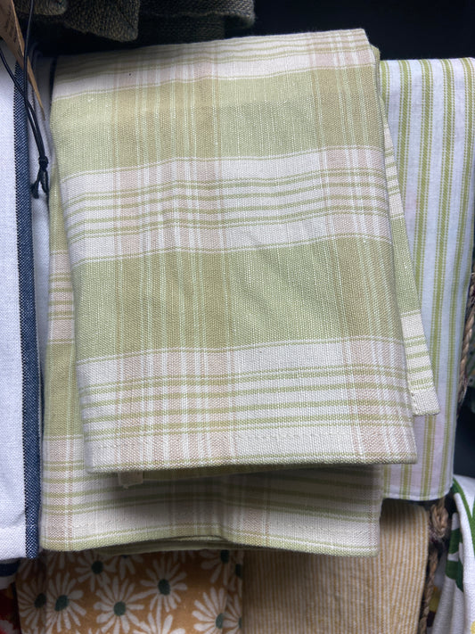 6 Exw90729-Phc Grapefruit Plaid Napkin