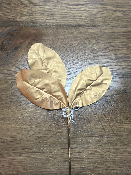 Gold Magnolia Pick