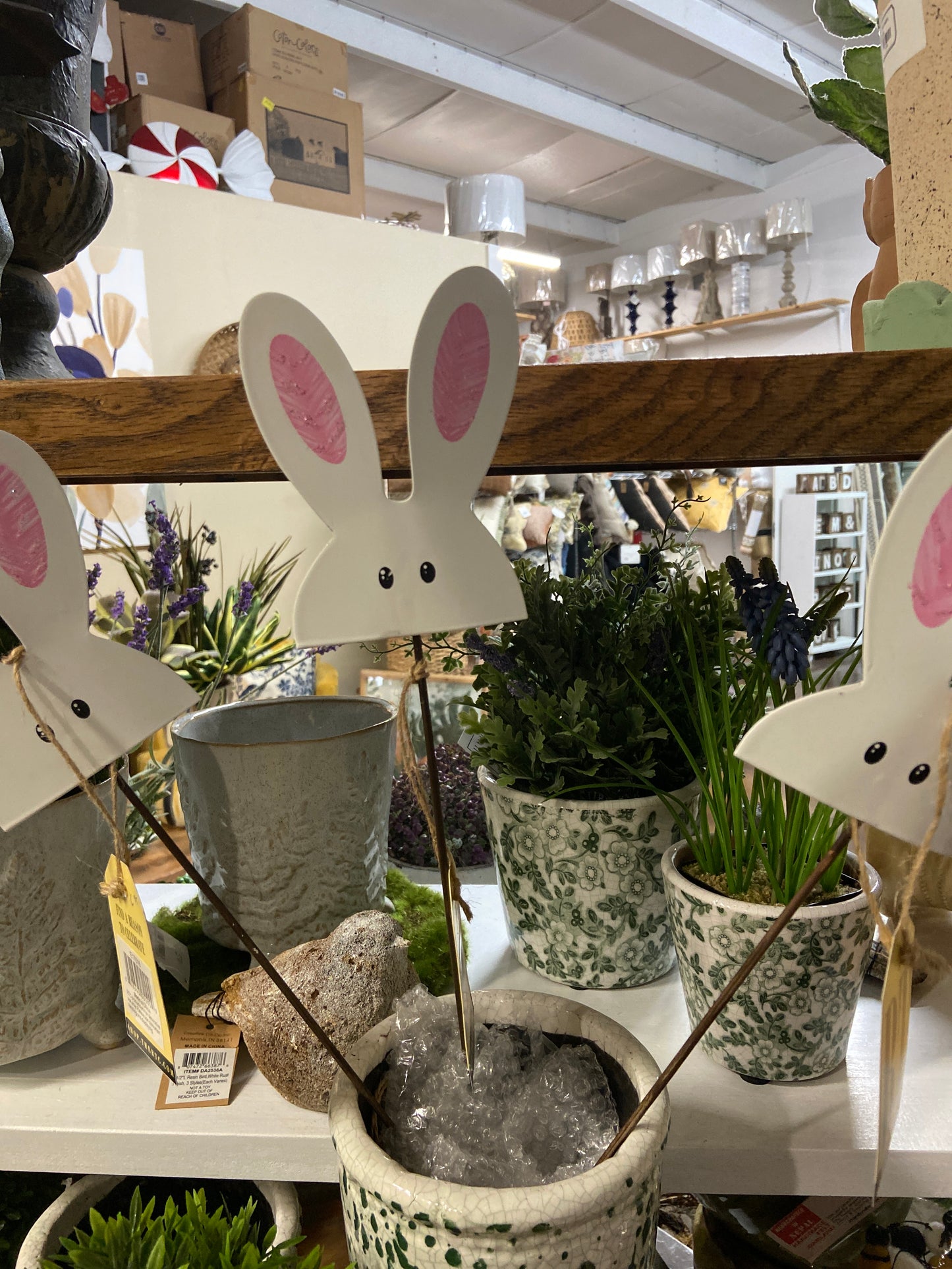 Peeking Bunny Mini Stakes