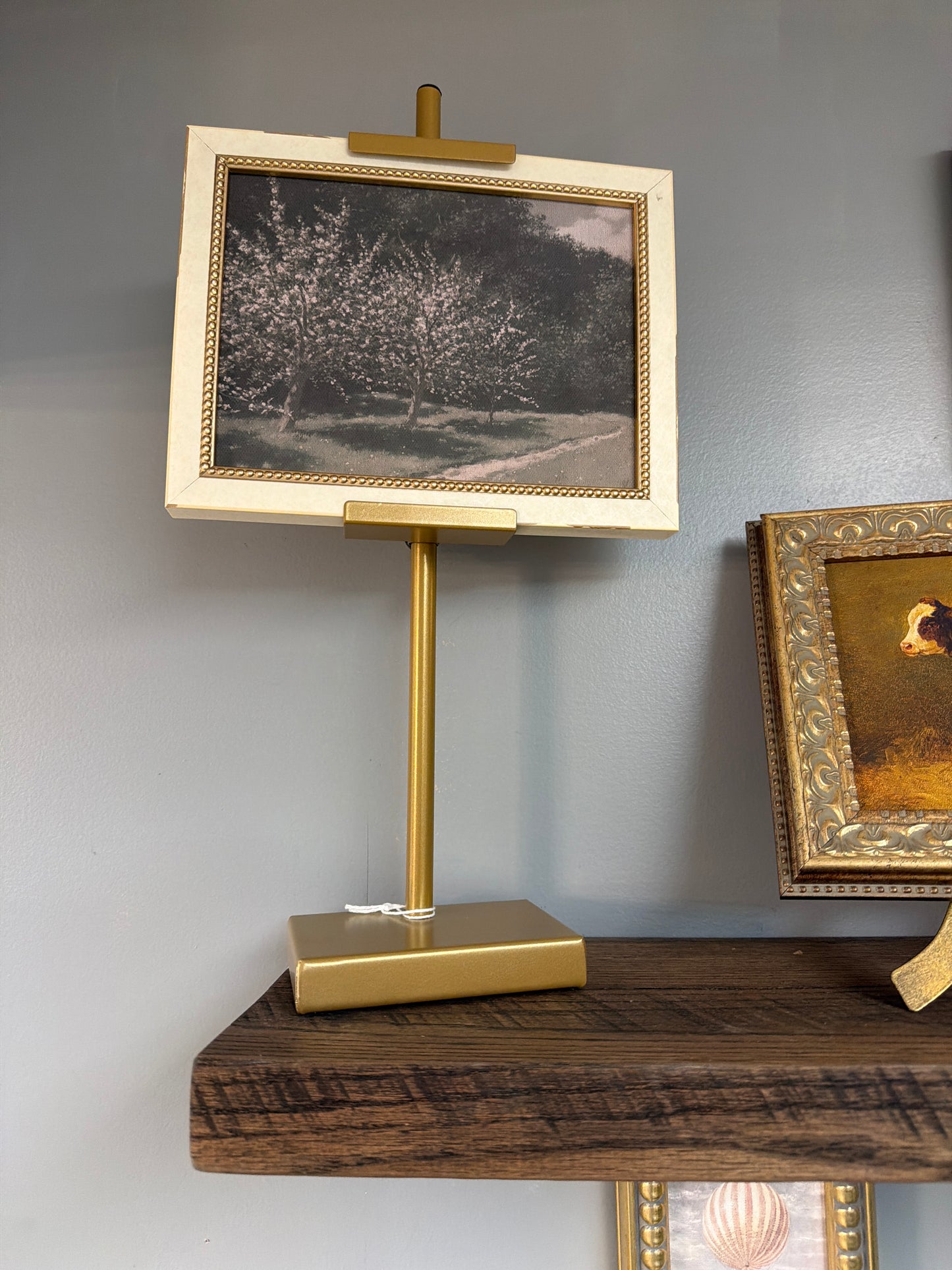 Adjustable Gold Picture Holder