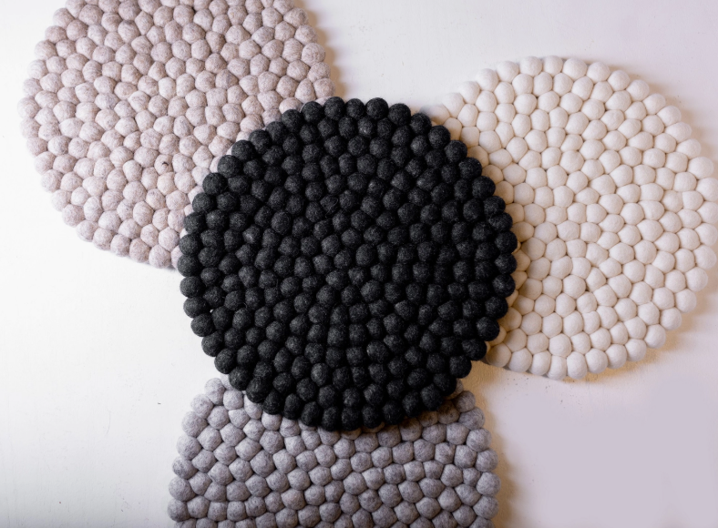 Wool Pom Trivet Beige