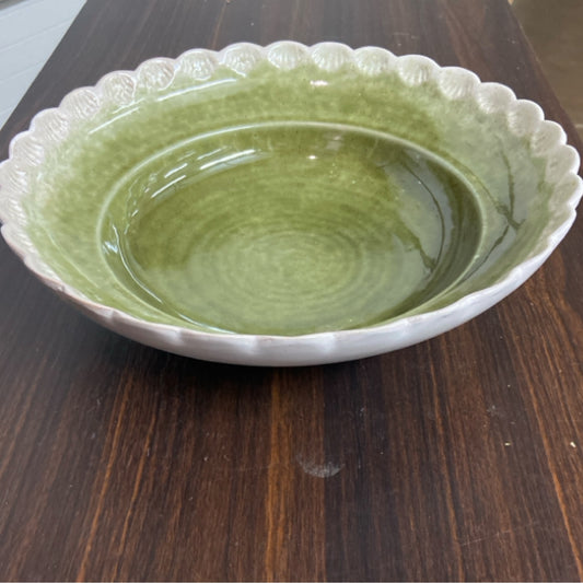 Df7699 CC stoneware scalloped bowl