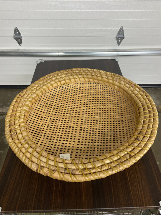 Lg Rattan Basket