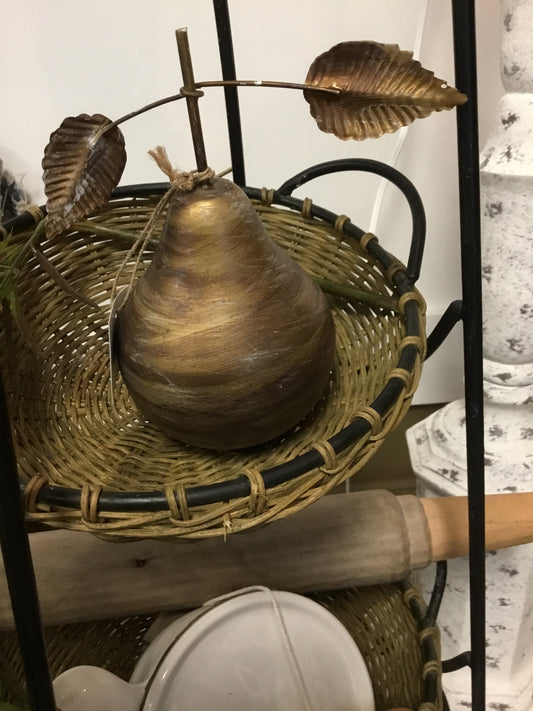 DCH0021-Fa Fresh Finish Metal Pear