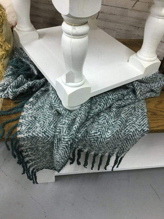 6 53956-20-TC Lush Forest Throw Blanket