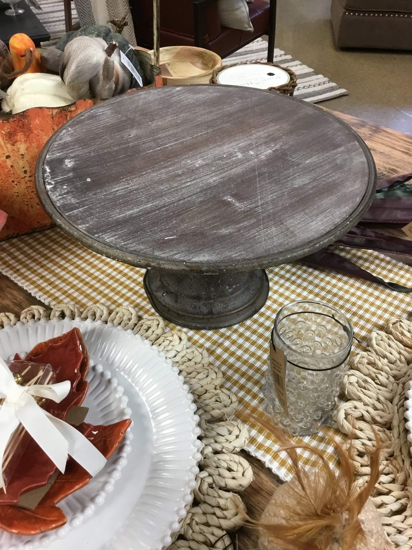 Eaw80910-Phc Round Display Pedestal 12"