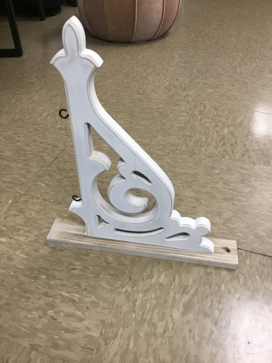 14589A 17" Architectural Wood Arrow Holder