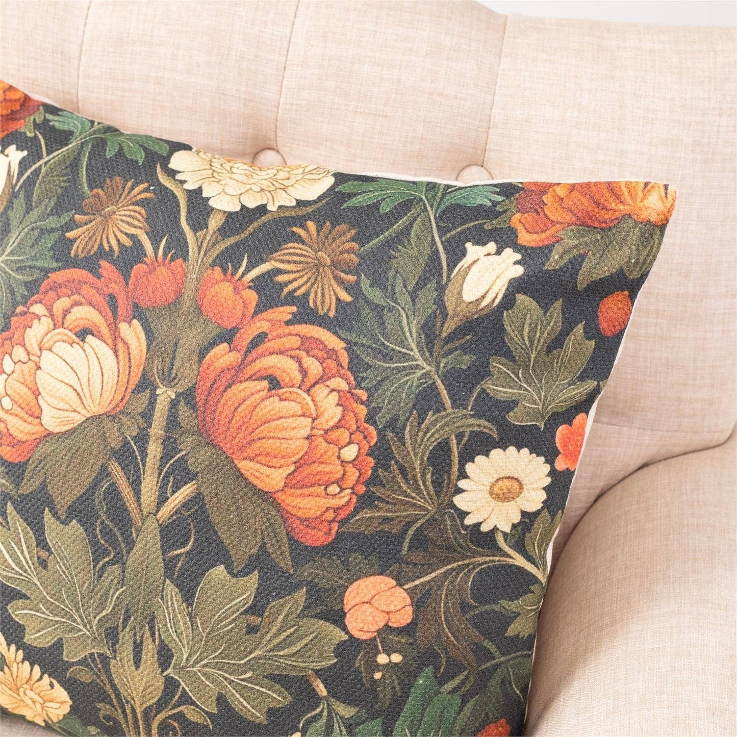 6 Pillow - Moody Floral                 (25)