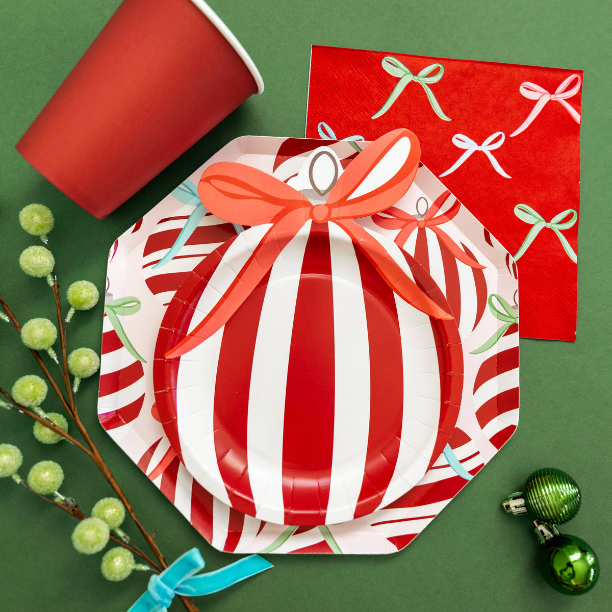 6 Ornament Shaped Plate 8 count