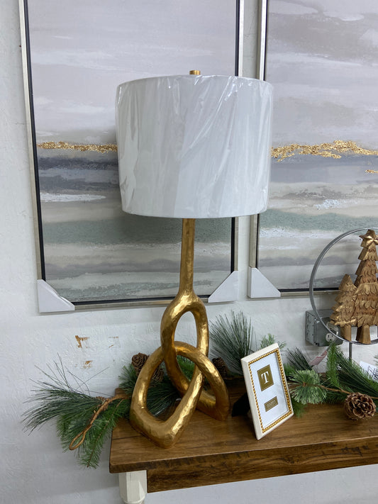 cvavp2075 St James Sculptural Knot Lamp