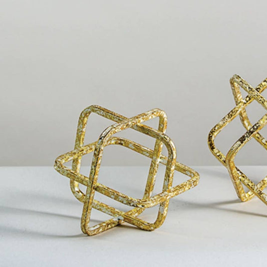 FDAD07366- FOR Small Metal Cube Sculpture.     (25)
