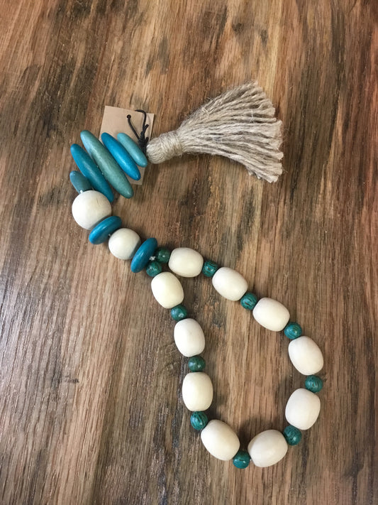 Df5362-Cc Wood Beads With Jute Tassel