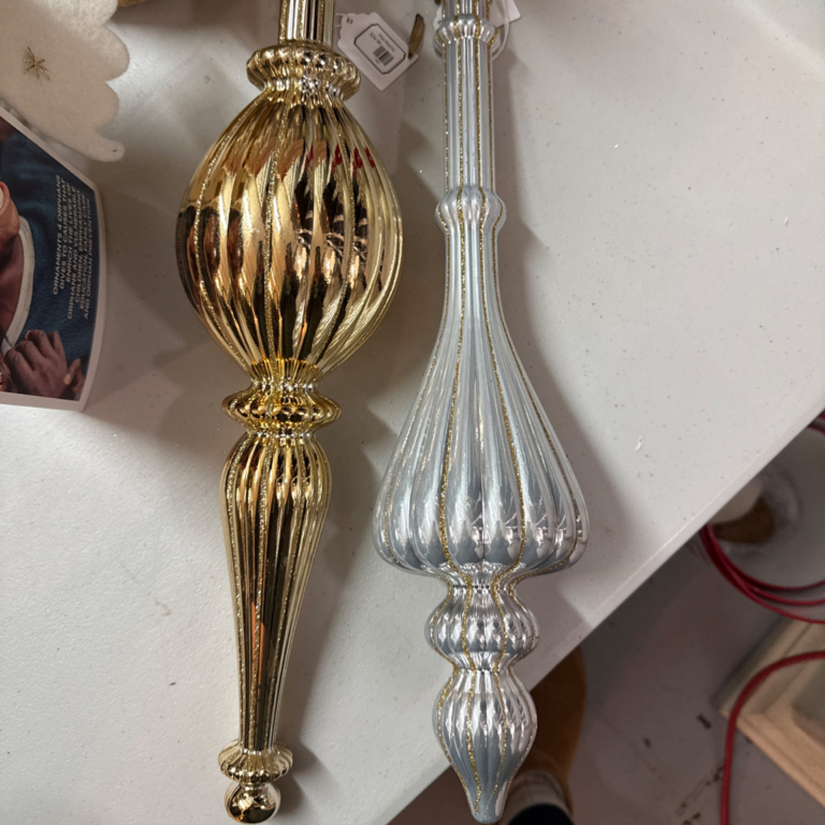 6 13691 Long Ornaments silver or gold