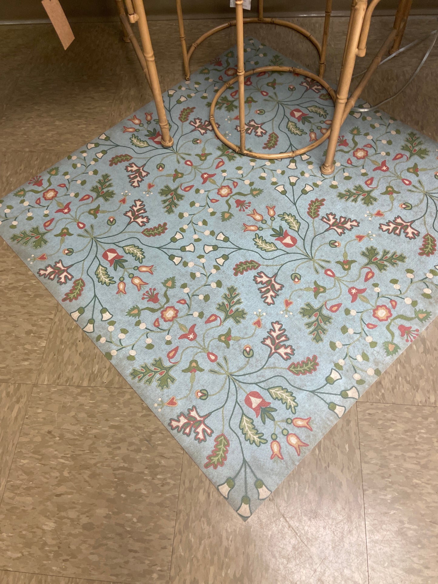 25160 Williamsburg Franklin Polly Baker 36x36 vinyl Rug