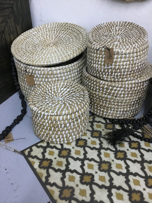 Df0465-Cc Round Basket With Lid, 3 Sizes