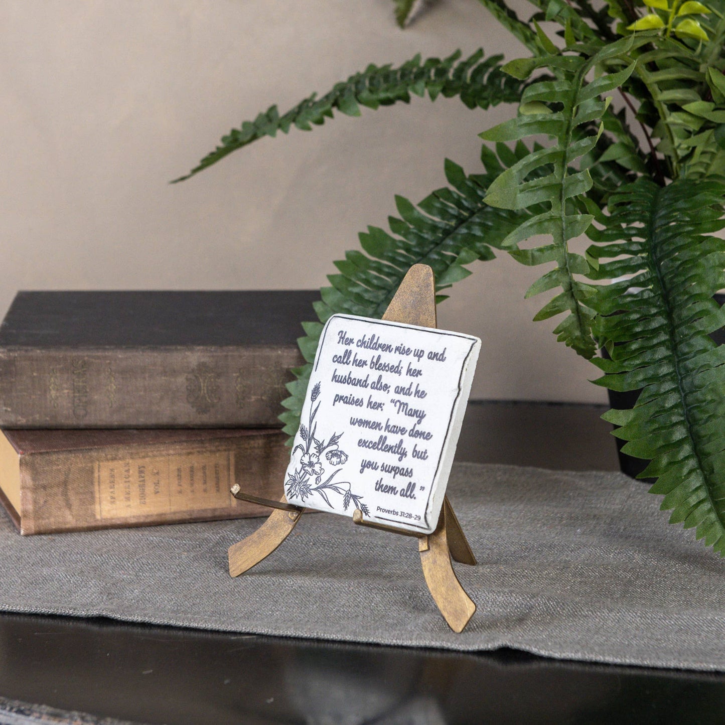 BRONZE PLATE STAND       (25)