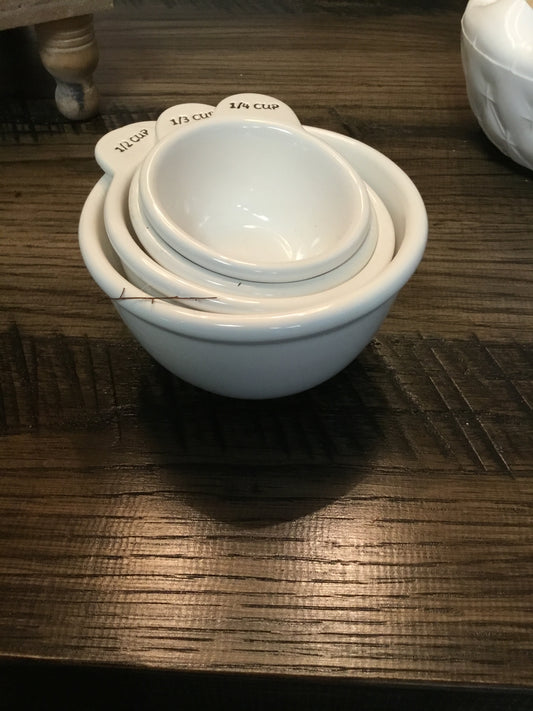 G14335 Measuring Cups