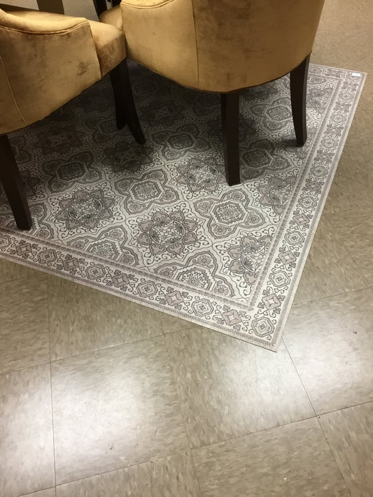 37326 Williamsburg-Antiquary-Holograph
