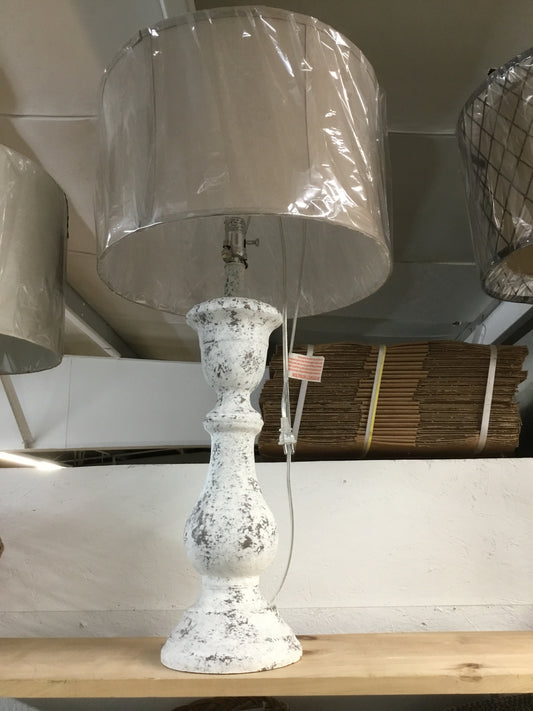 6  34" Lamp