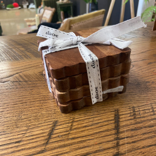 6 Scalloped Wood Coasters, Natural (Set of 4)