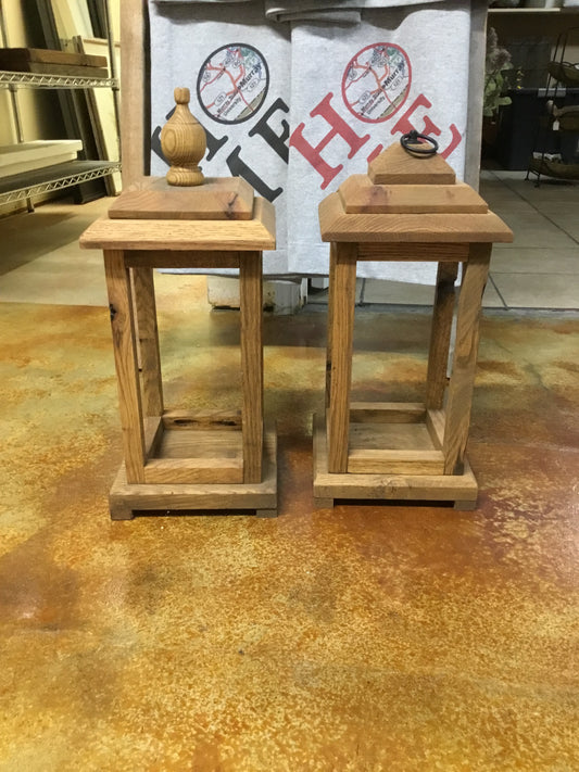 Wlss-Sor Wood Lantern Small Oak Stained