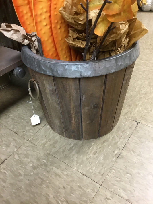 Ecm20097-Phc Galvanized Lined Wooden Planters 2 Sizes