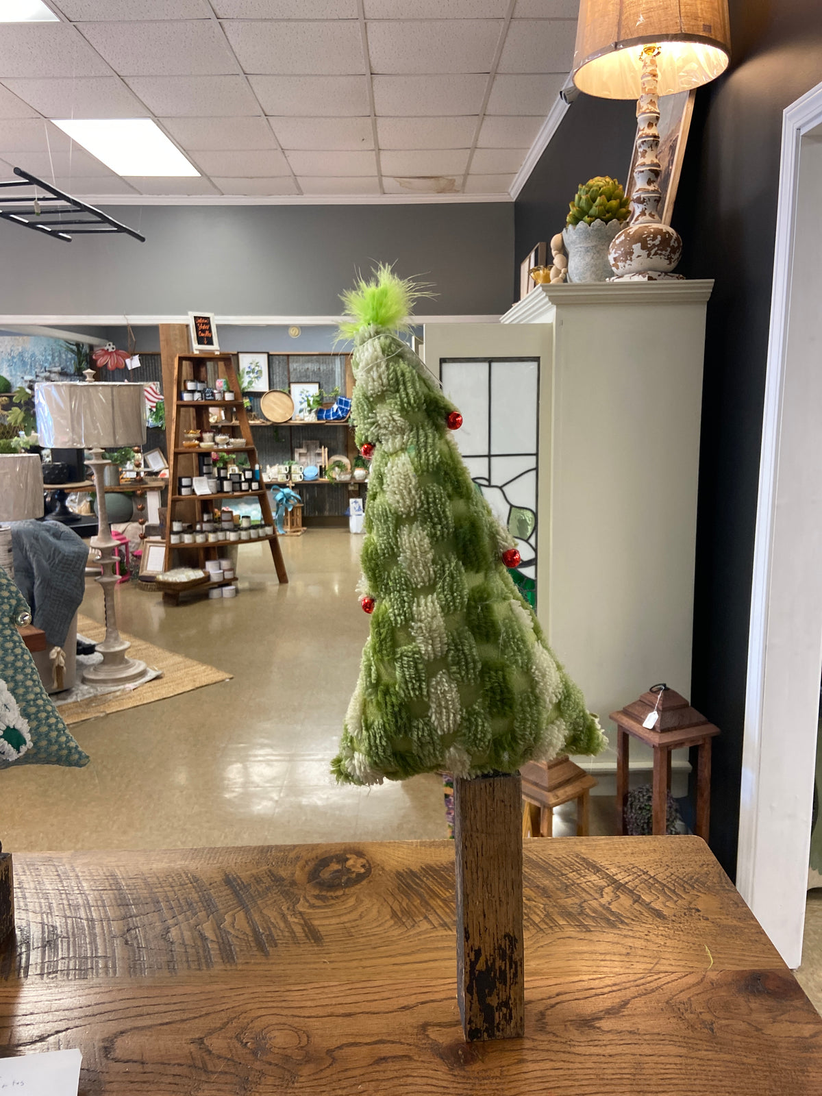6 Large Tree Spindle